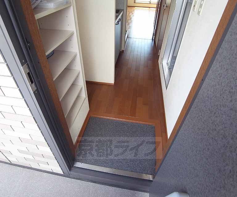 玄関　・お問い合わせは京都ライフまで・
