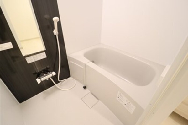 バス・シャワールーム　同建物別部屋写真
