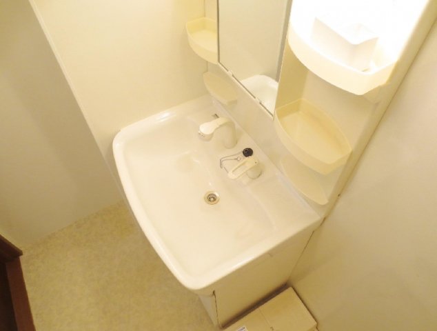 洗面設備　別号室の参考写真です。