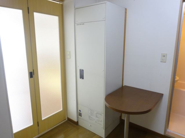 その他設備　オール電化の給湯機です。