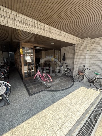 エントランス　ファースト南巽　エントランス