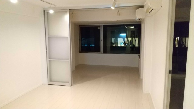 居室・リビング　内観1