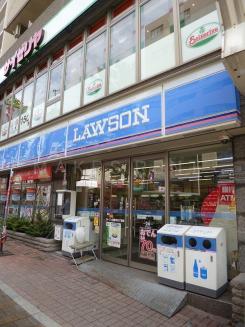 コンビニ　ローソン 滝野川七丁目明治通り店（コンビニ）まで434m