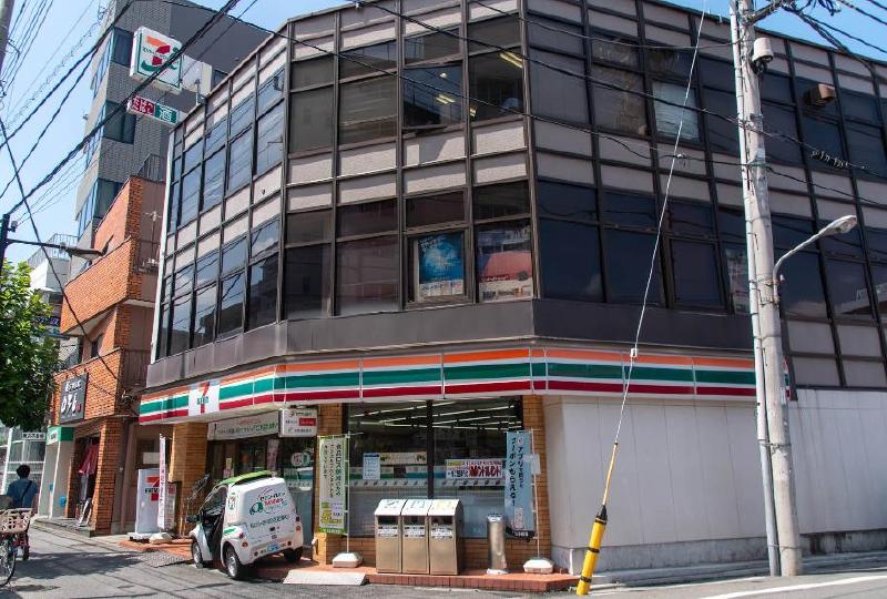 コンビニ　セブン-イレブン 中小岩店（コンビニ）まで230m