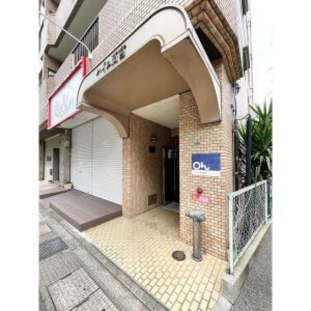 エントランス　【エントランス（外）】エントランス