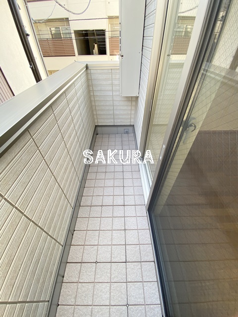 バルコニー　便利で嬉しいバルコニー付きです♪