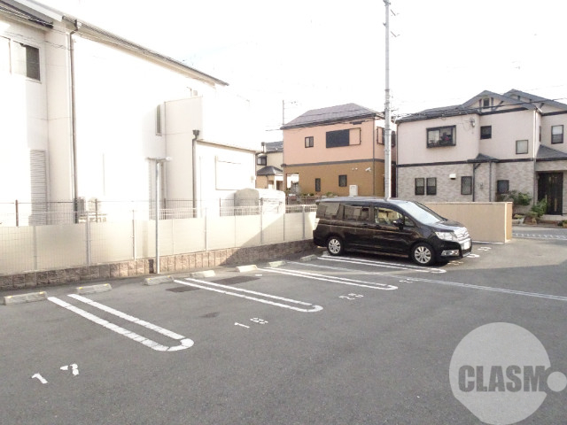 駐車場　敷地内駐車場