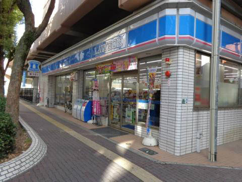 コンビニ　ローソン高宮駅南店（コンビニ）まで257m