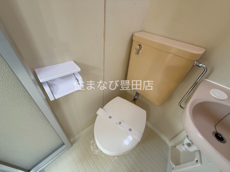 トイレ　同型タイプ