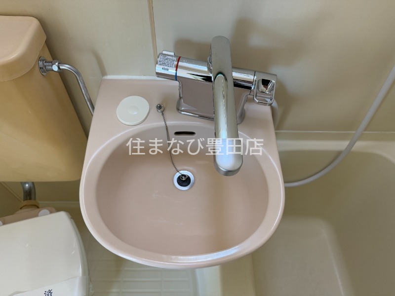 洗面設備　同型タイプ