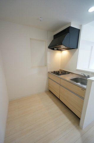 キッチン　同建築会社施工の1LDKマンションの写真です！