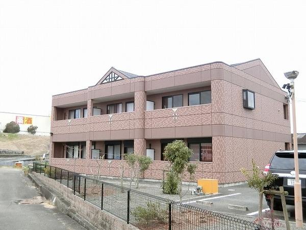建物外観　南向きバルコニー！