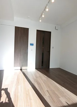 居室・リビング　こちらの居間で趣味の時間をお楽しみください