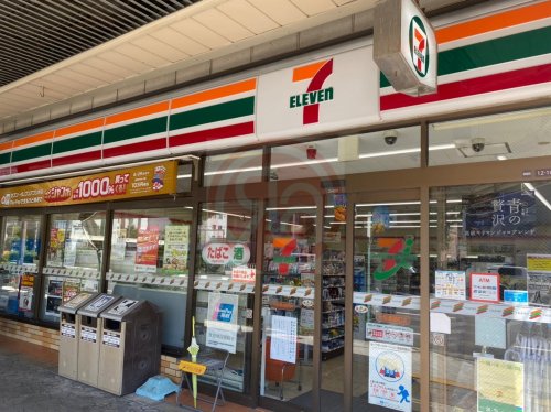 コンビニ　セブンイレブン 大阪加島3丁目店（コンビニ）まで885m