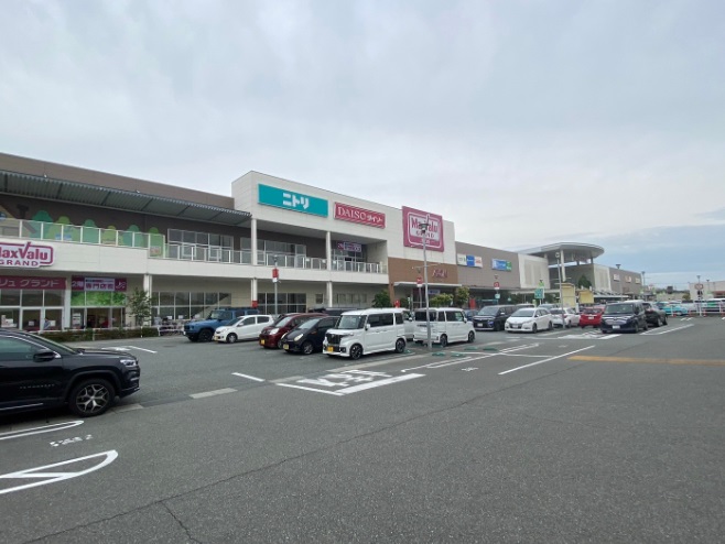 スーパー　マックスバリュ　イオンタウン姫路店（スーパー）まで560m