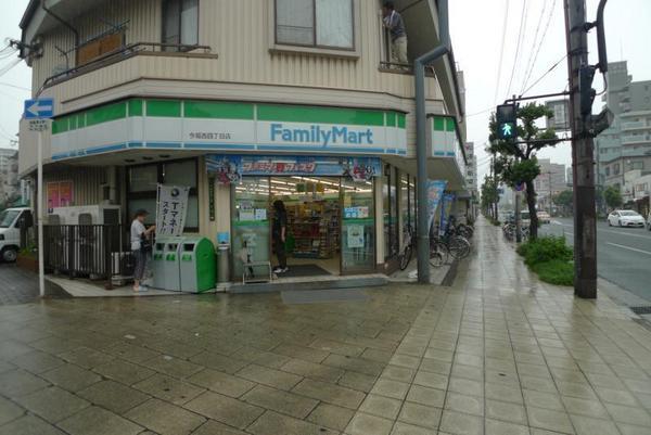 コンビニ　ファミリーマート今福西四丁目店（コンビニ）まで96m