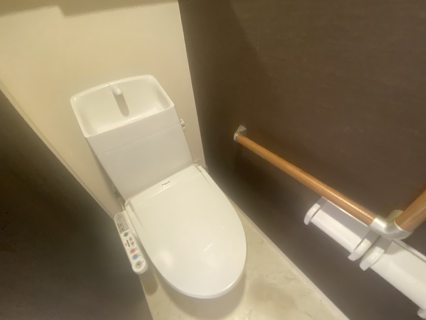 トイレ　※同タイプの物件の写真になっております。