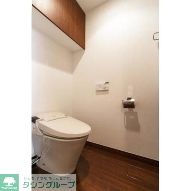 トイレ　※写真は同タイプ住戸です。