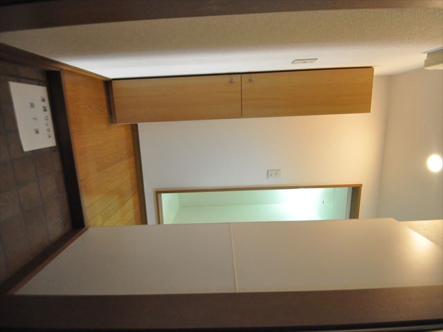 玄関　同物件別部屋