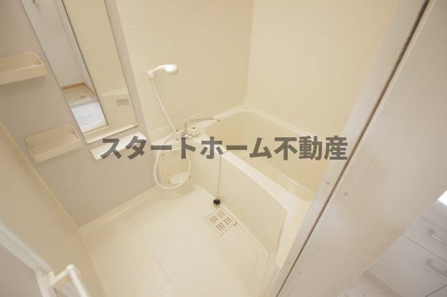バス・シャワールーム　きれいなお風呂です