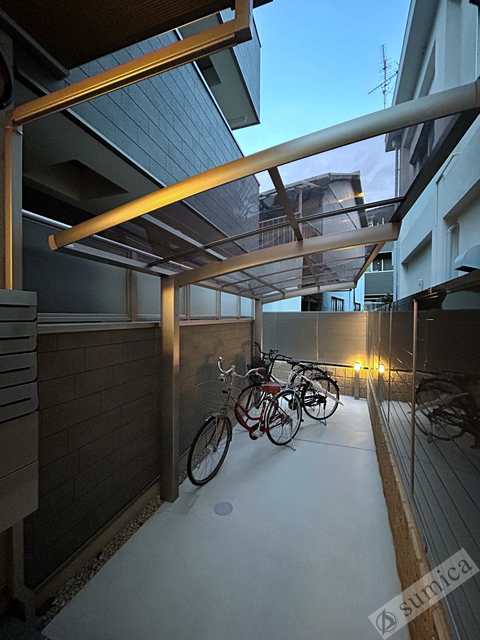 その他共有部分　屋根付き駐輪場が嬉しいです♪♪