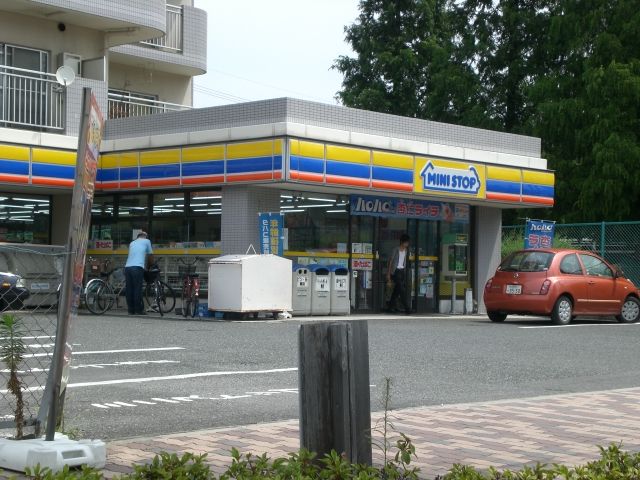 コンビニ　ミニストップ（コンビニ）まで310m