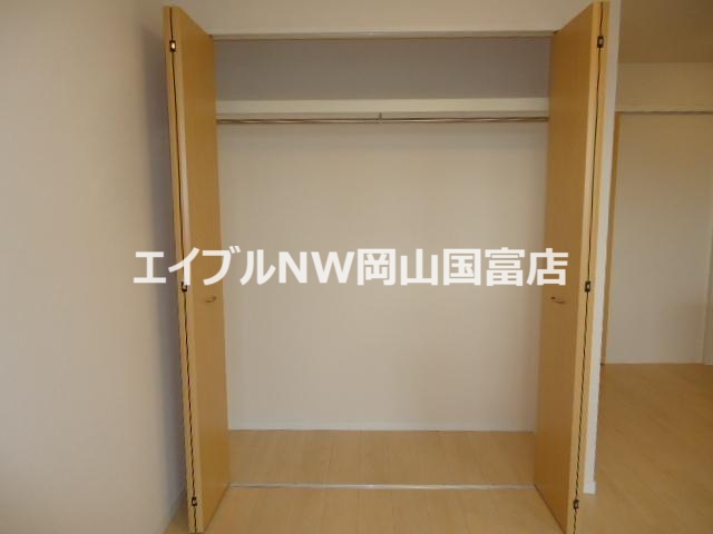 収納　クローゼット