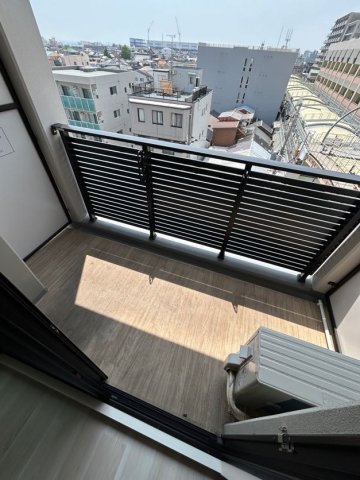 バルコニー　陽当たり良好なバルコニーです