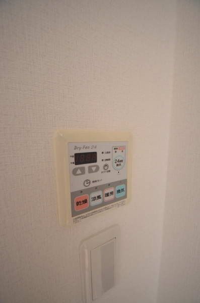 バス・シャワールーム　☆浴室乾燥機☆