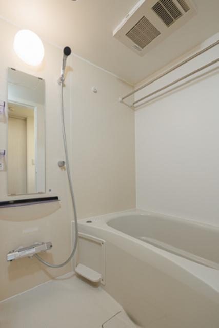 バス・シャワールーム　※写真は同タイプ住戸です。