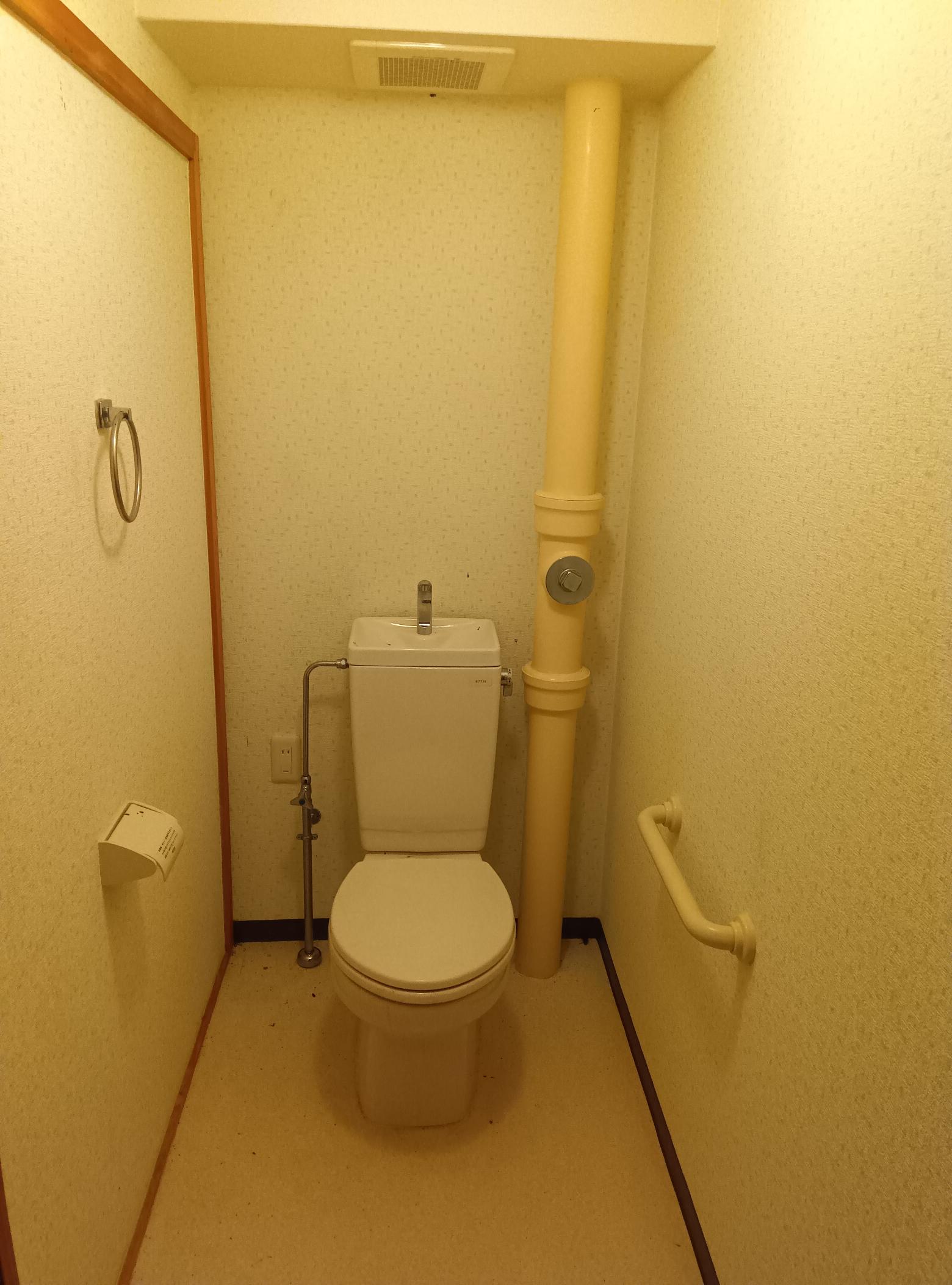 榎元町団地2棟のトイレ写真