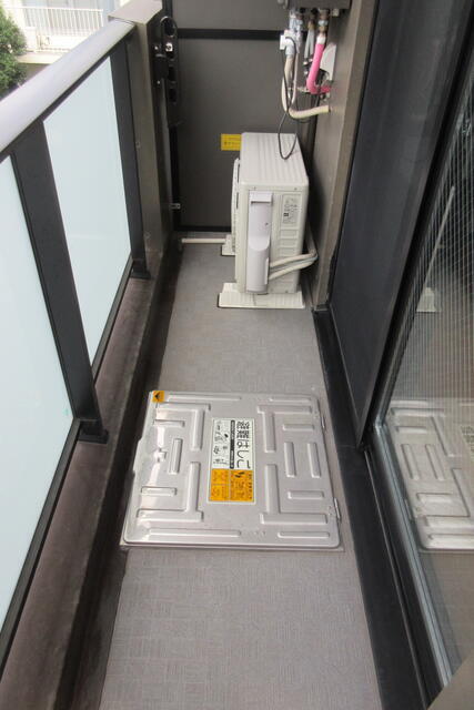 バルコニー　※別部屋の参考写真です。