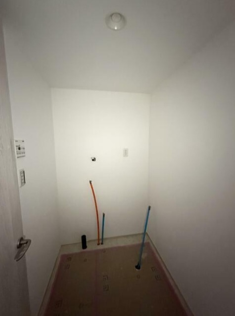洗面設備　完成前の写真となります。