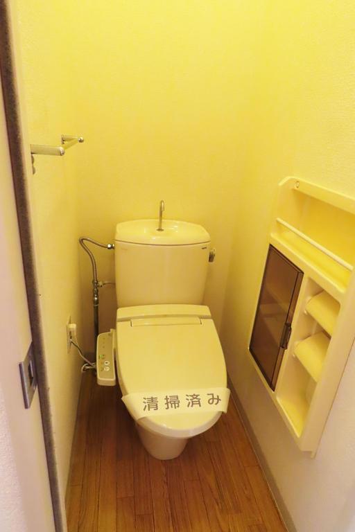 メゾンヤスアキーナB号棟のトイレ写真