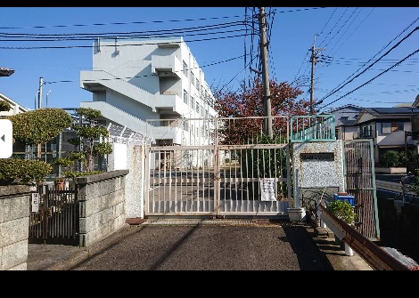 小学校　若松小学校（小学校）まで30m