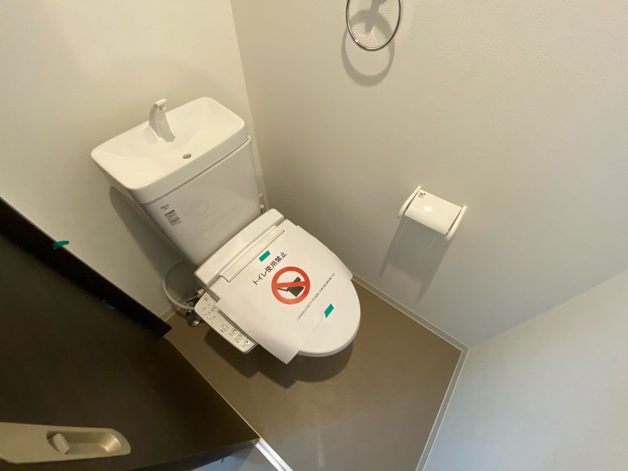 トイレ　ウォシュレット付きのトイレです！