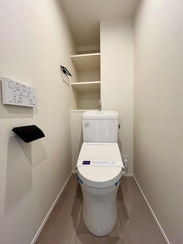 ＪＲ山手線 田町駅 徒歩12分 15階建 築36年のトイレ写真
