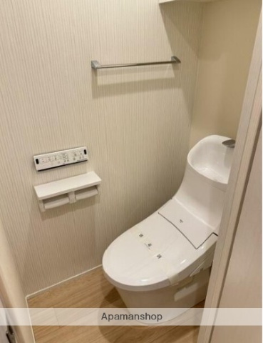 京急本線 日ノ出町駅 徒歩5分 5階建 築3年のトイレ写真