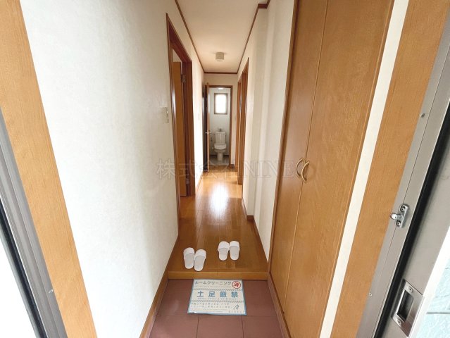 サンライフフジワラの玄関写真