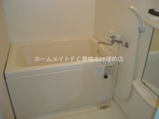 ベルメゾン菰口Aの風呂写真