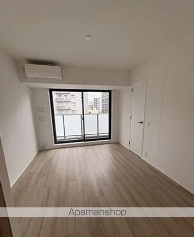 プライムメゾン入谷の居間写真