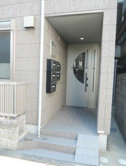 京王井の頭線 駒場東大前駅 徒歩3分 3階建 築18年の外観写真
