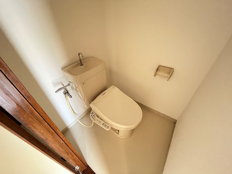 アベニュー曙のトイレ写真