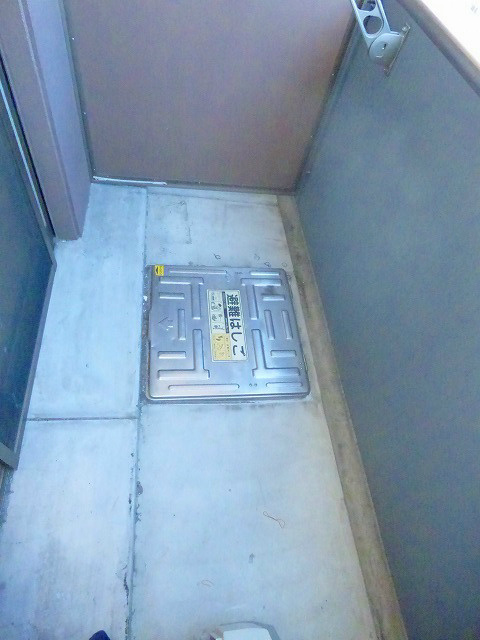 バルコニー　広々バルコニー