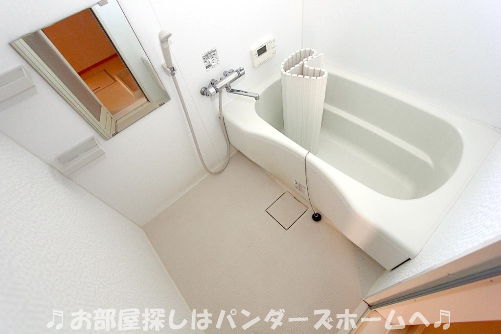 リヴェールメゾンの風呂写真