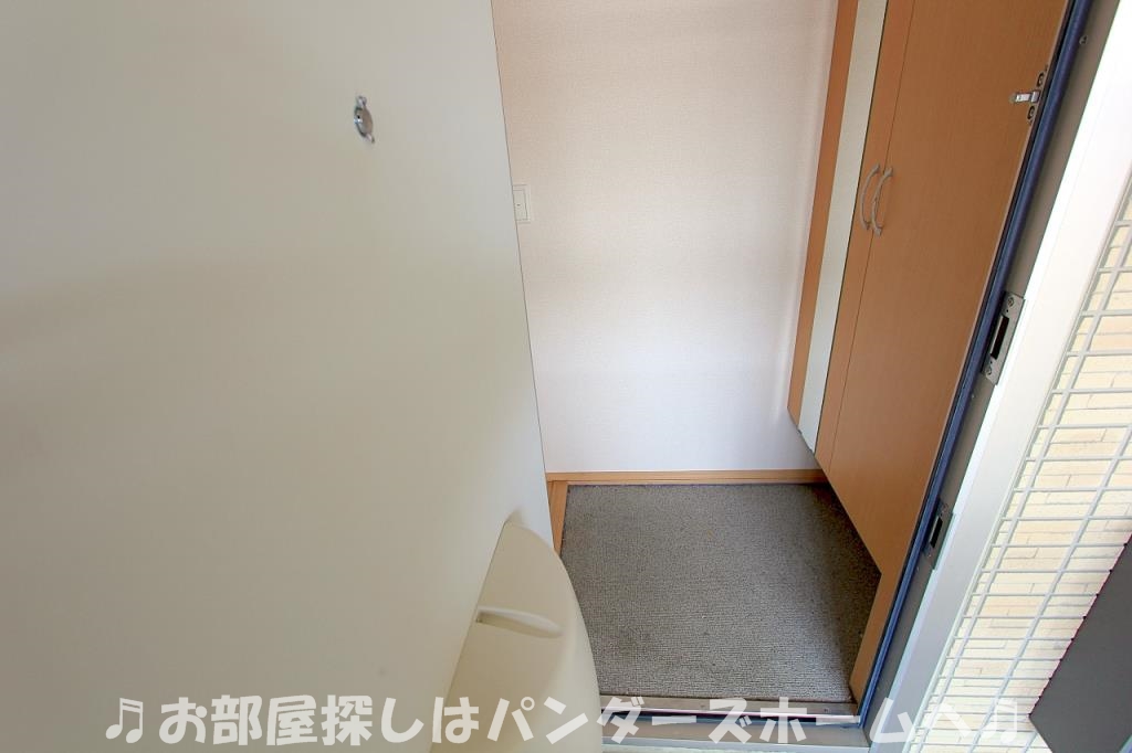 リヴェールメゾンの玄関写真