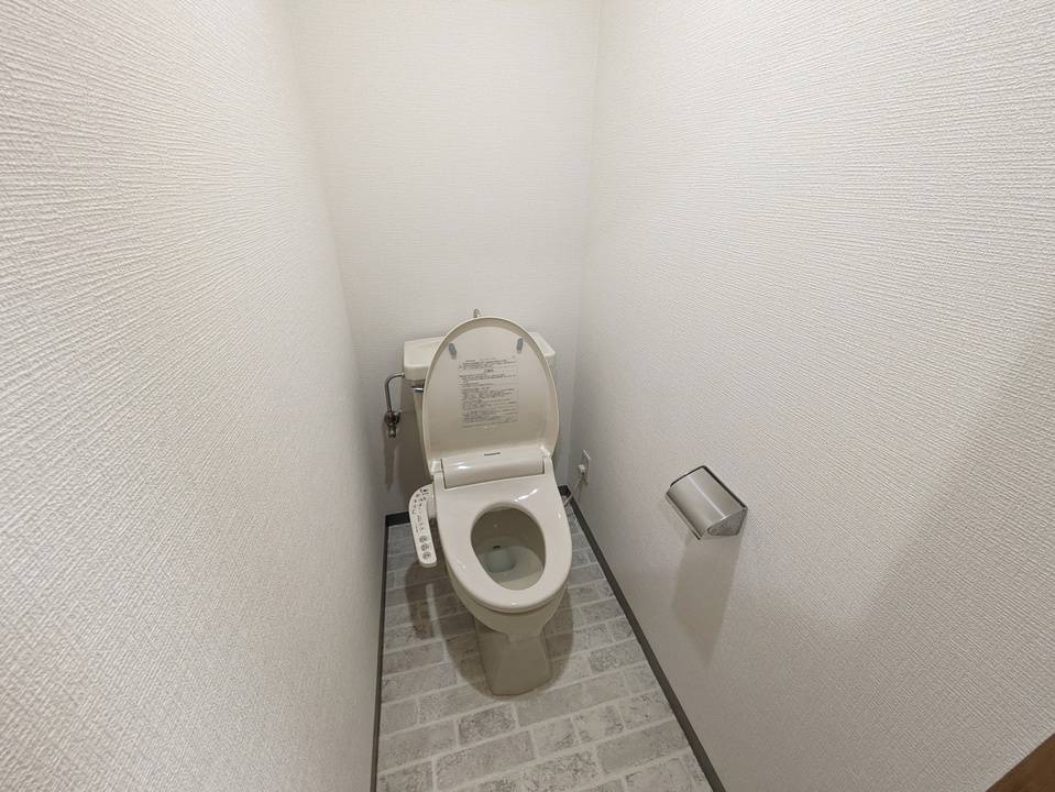 トイレ　トイレ