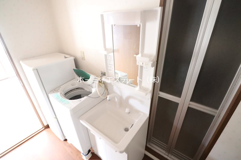 洗面設備　独立洗面台です♪