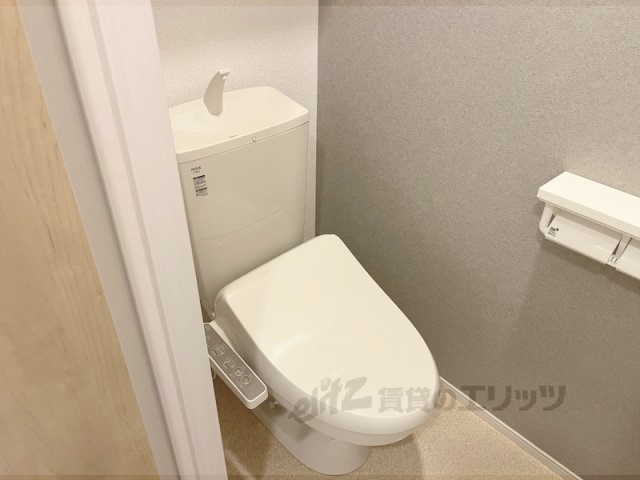 【木津川市加茂町里のアパートのトイレ】