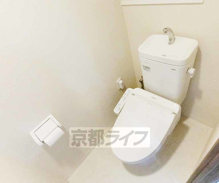【長岡京市下海印寺のマンションのトイレ】
